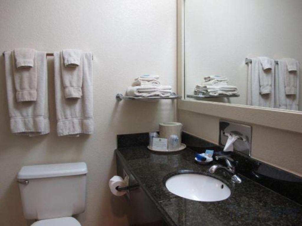 Hotel Western Lucille 2*