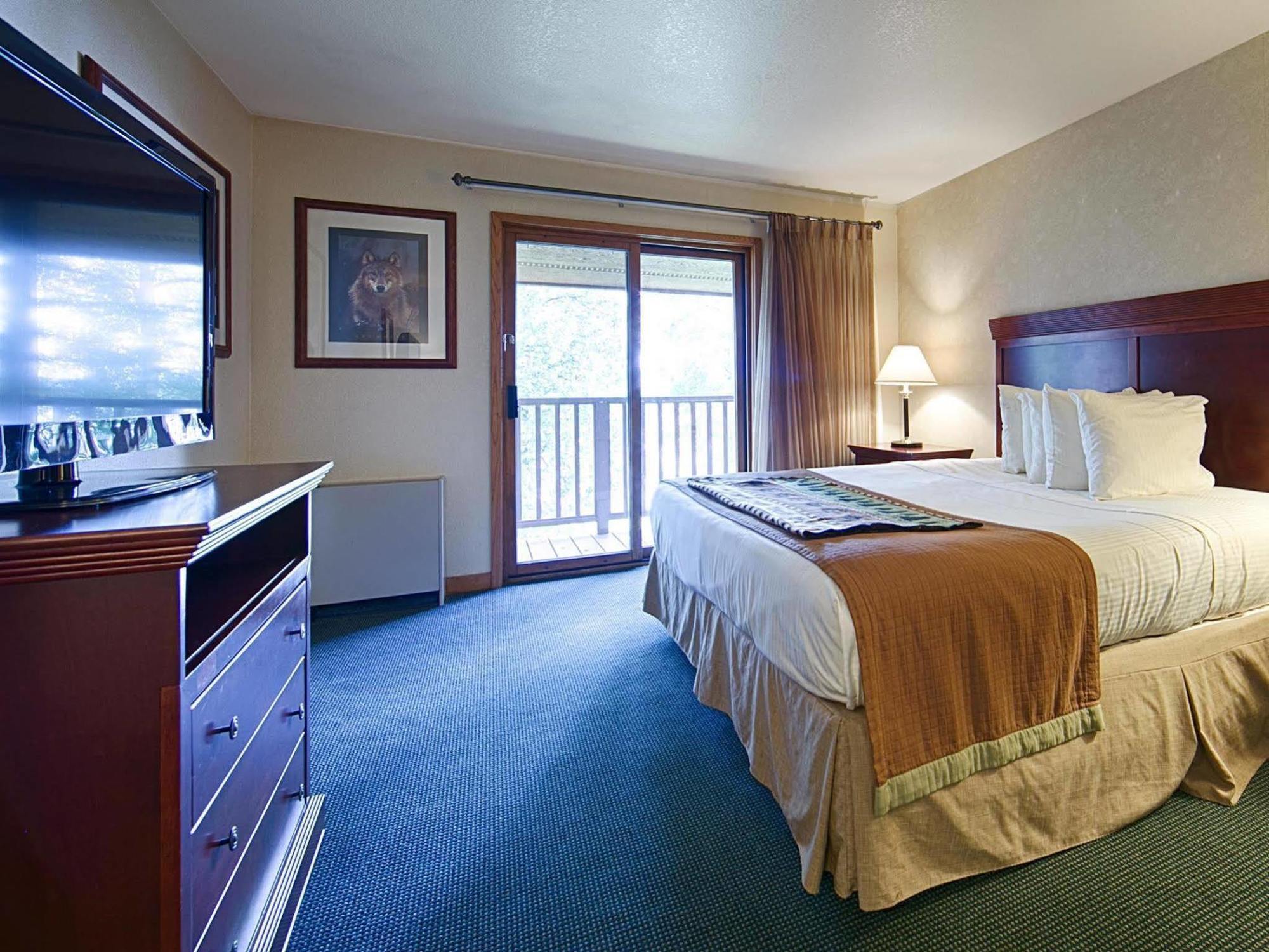 Western Lucille Hotel